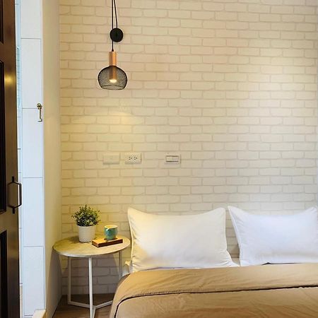 טאינאן Oyaji Guesthouse-依人數床位數計價開放房型 מראה חיצוני תמונה