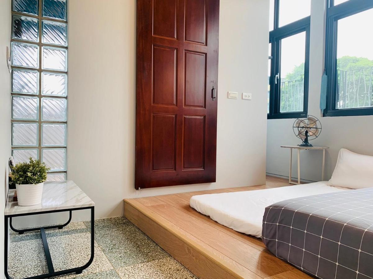 טאינאן Oyaji Guesthouse-依人數床位數計價開放房型 מראה חיצוני תמונה